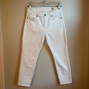 White Cropped Jeans 109